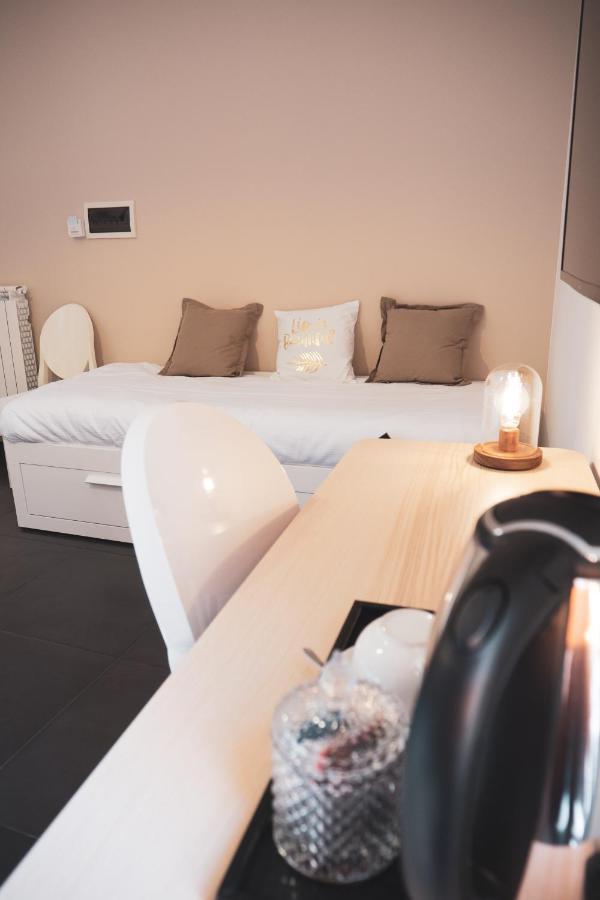 פלרמו Dhome B&B מראה חיצוני תמונה
